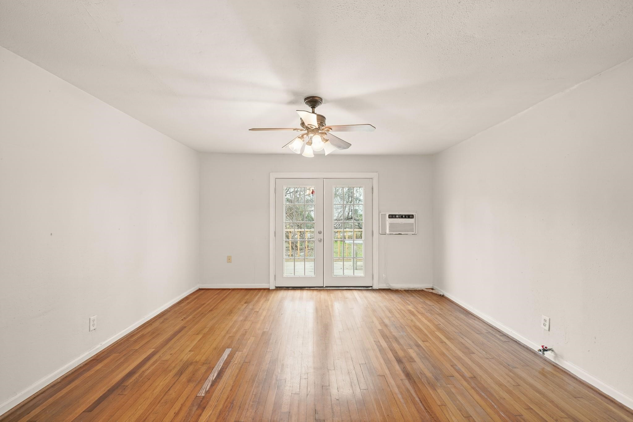 7502 Ley Road Houston, TX 77028 - Photo 16 of 24