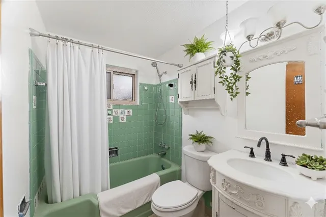 $265,000 | 3011 Perrysville Avenue, Pittsburgh, PA 15214