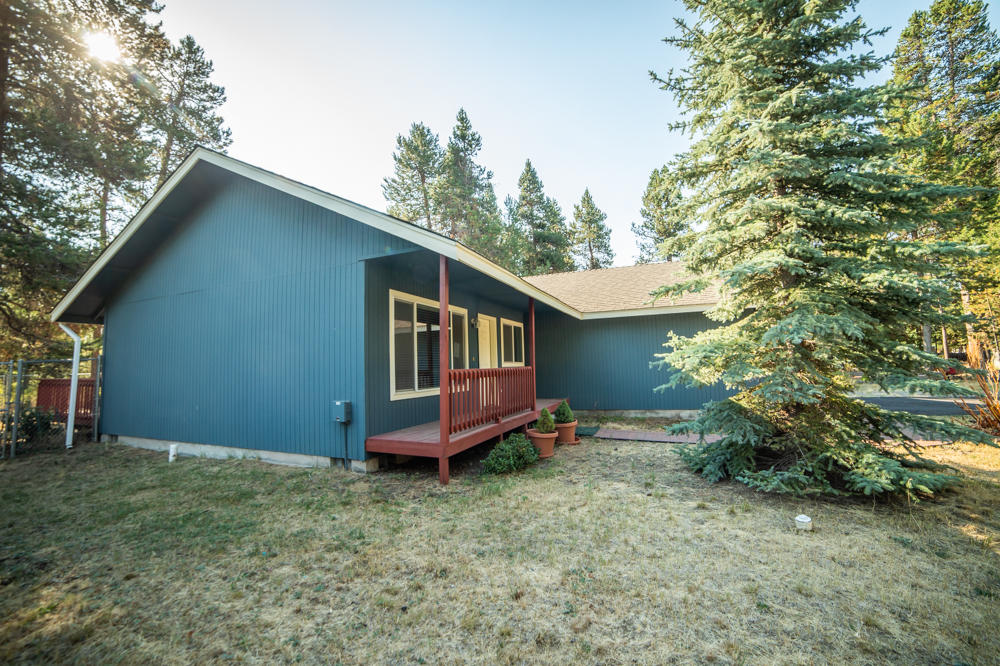 55780 Snow Goose Road Bend, OR 97707 - Photo 33 of 39 33