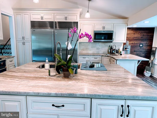 $749,900 | 536 Cardinal Drive, Dresher, PA 19025