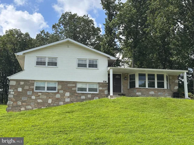 $749,900 | 536 Cardinal Drive, Dresher, PA 19025