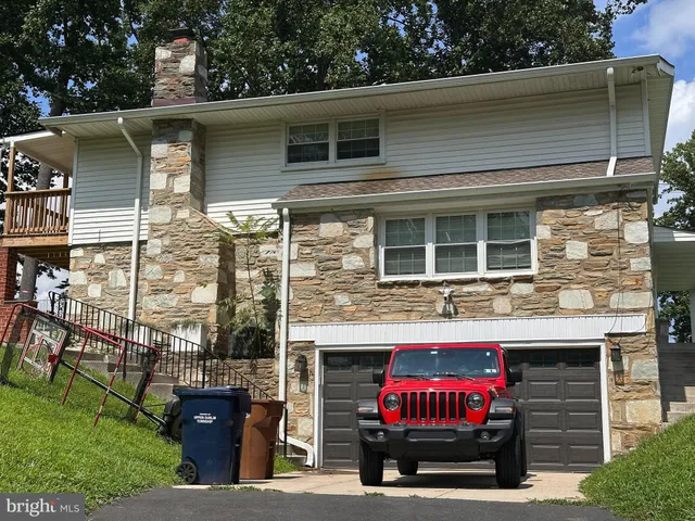 $749,900 | 536 Cardinal Drive, Dresher, PA 19025