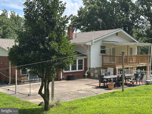 $749,900 | 536 Cardinal Drive, Dresher, PA 19025