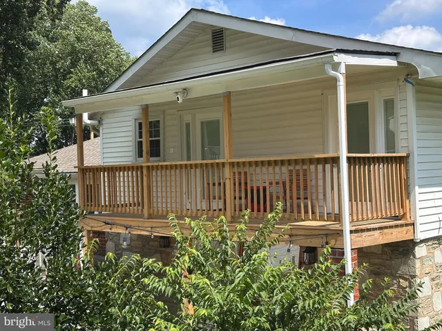 $749,900 | 536 Cardinal Drive, Dresher, PA 19025