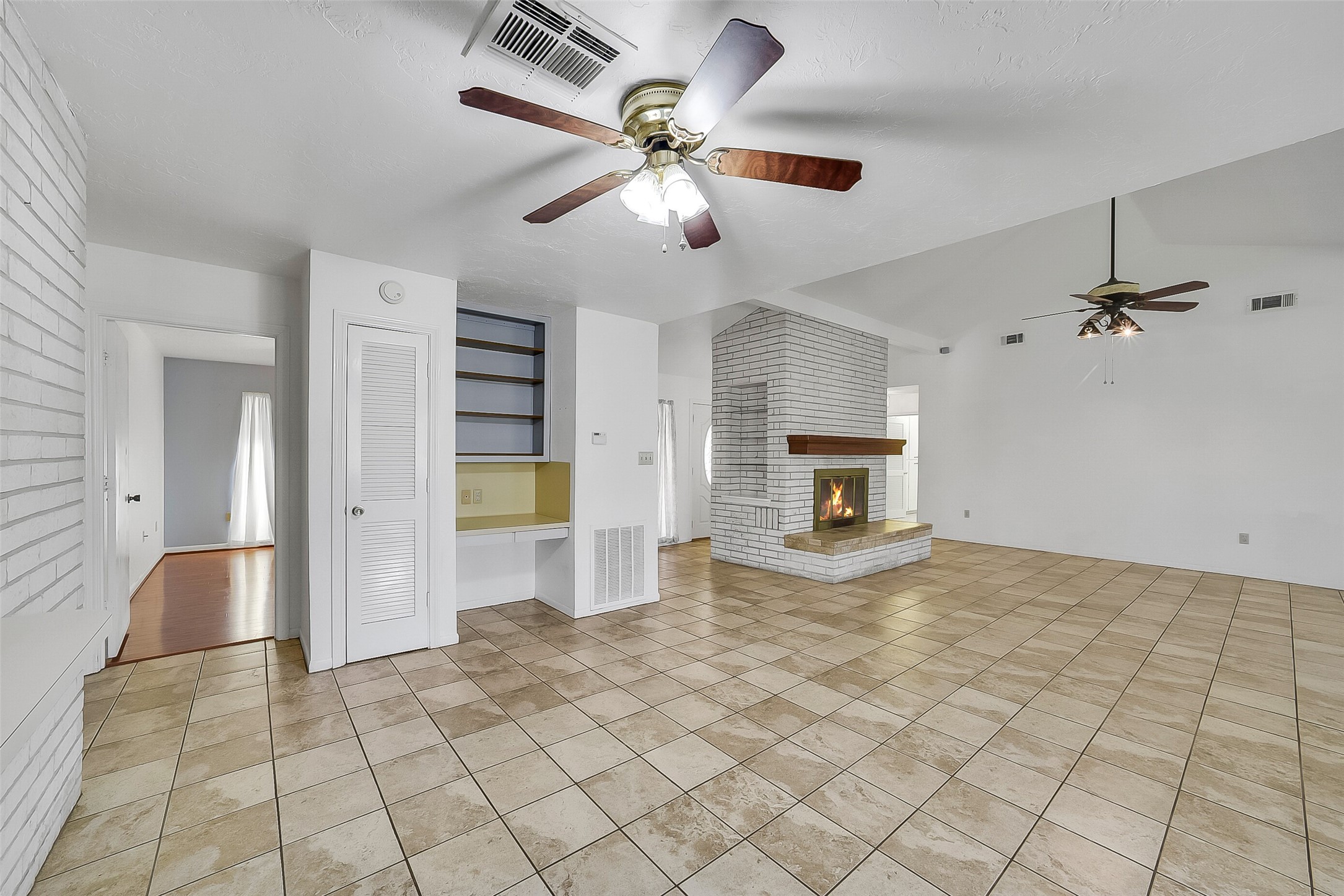 16375 Holly Street Porter, TX 77365 - Photo 8 of 39