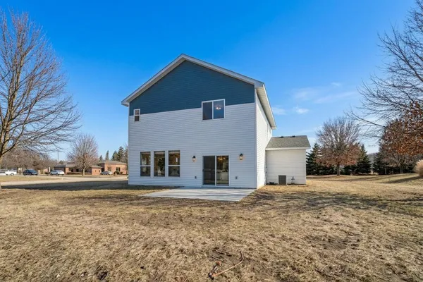 $470,800 | 2924 Lavender Parkway, Faribault, MN 55021