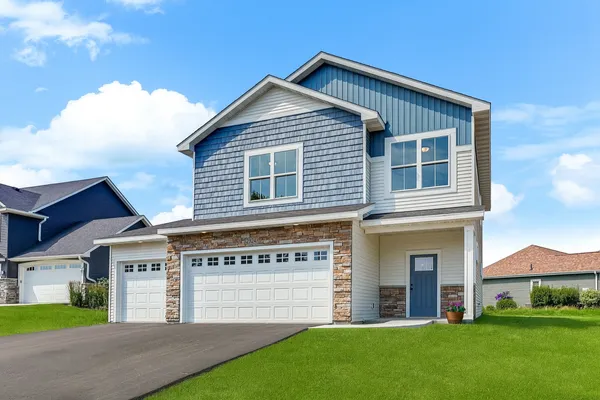 $470,800 | 2924 Lavender Parkway, Faribault, MN 55021