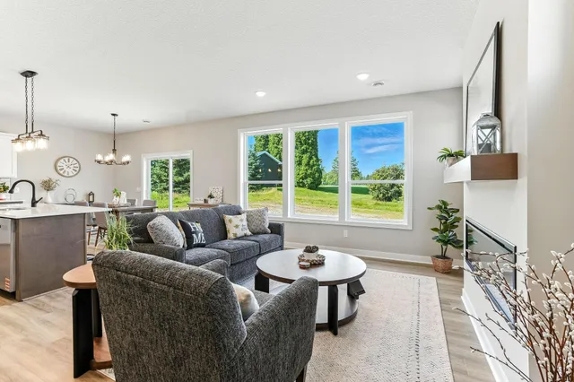 $470,800 | 2924 Lavender Parkway, Faribault, MN 55021