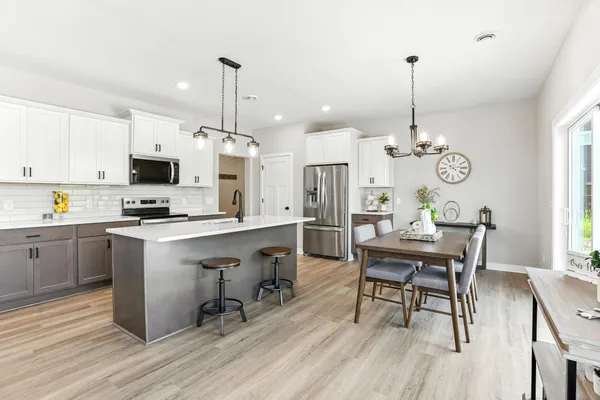 $470,800 | 2924 Lavender Parkway, Faribault, MN 55021