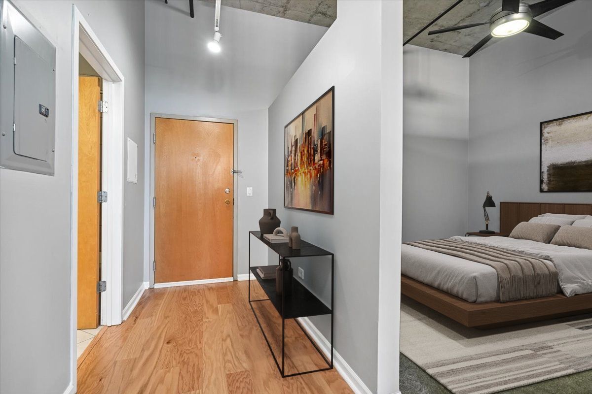6 South Laflin Street, Unit 304 Chicago, IL 60607 - Photo 14 of 19 Gallery Image 14