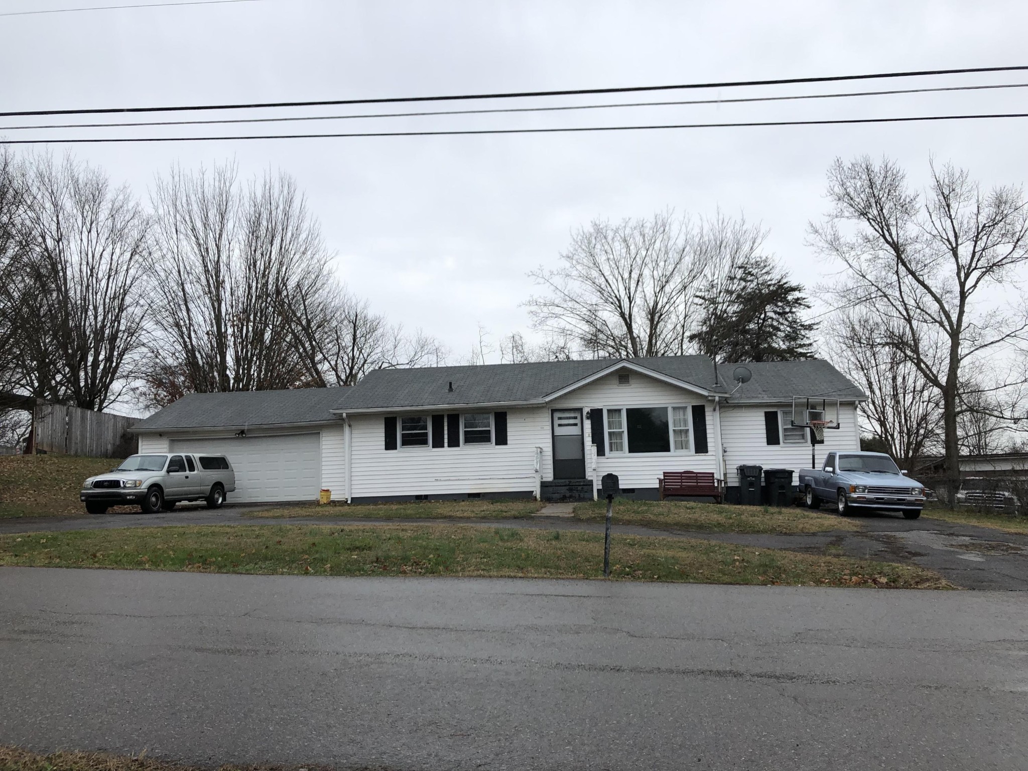 5209 Rowan Road Knoxville, TN 37912 - Photo 1 of 20 Gallery Image 1