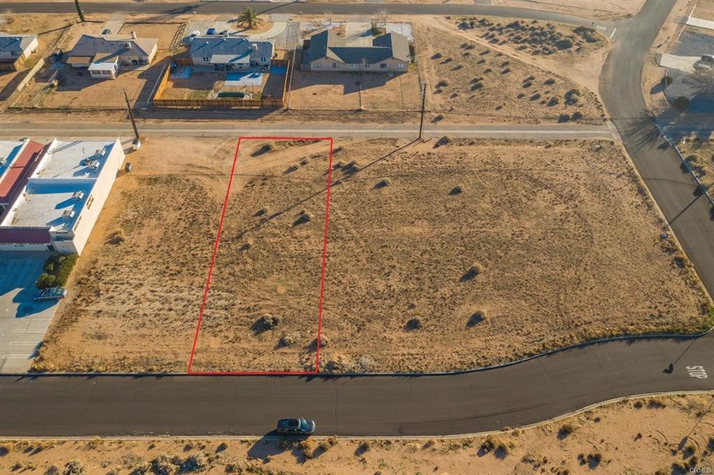 706 Outer Highway 18 North Apple Valley, CA 92308 - Photo 3 of 13 view of a wooden floor