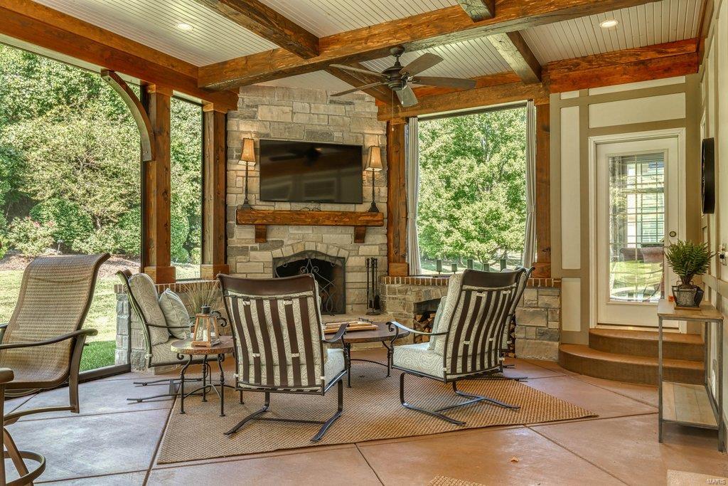 5 Appaloosa Drive Chesterfield, MO 63005 - Photo 4 of 67