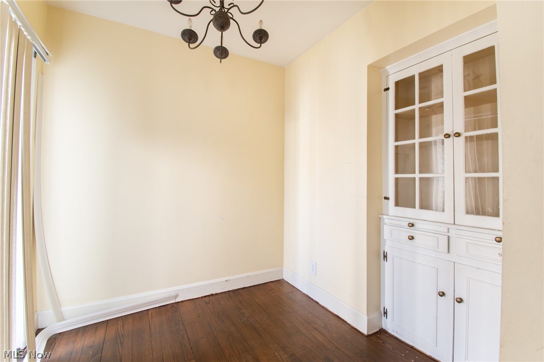 3927 Windsor Road Youngstown, OH 44512 - Photo 11 of 30 Gallery Image 11