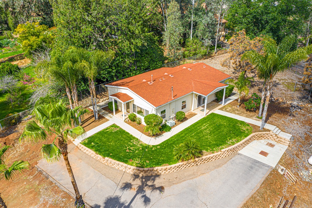 11440 Manzanita Road Lakeside, CA 92040 - Photo 1 of 25 Gallery Image 1