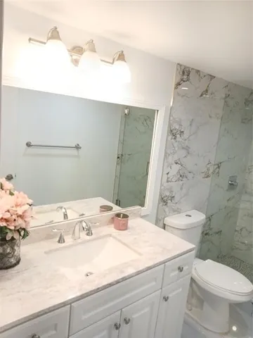 $2,050 | 4170 Inverrary Drive, Unit 412, Lauderhill, FL 33319