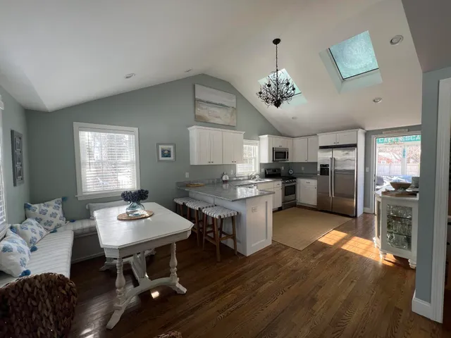 $749,900 | 15 Glen Road, Hyannis, MA 02601