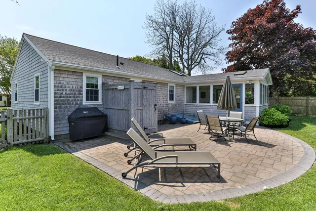 $749,900 | 15 Glen Road, Hyannis, MA 02601
