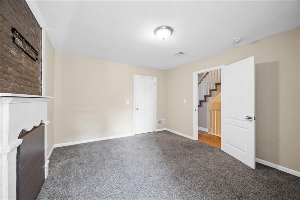 245 37th Street Pittsburgh, PA 15201 - Photo 13 of 29 a view of an empty room