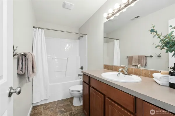$1,200,000 | 18223 31st Avenue Southeast, Bothell, WA 98012