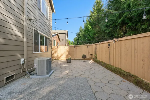 $1,200,000 | 18223 31st Avenue Southeast, Bothell, WA 98012