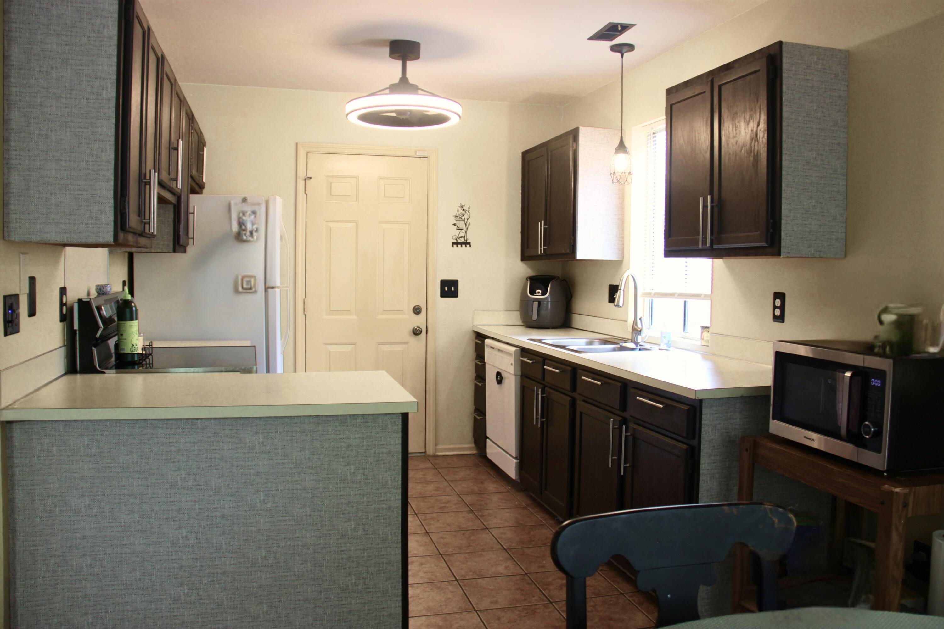 Kitchen / Garage Entry