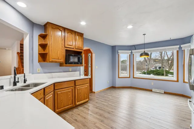 $619,900 | W199S8618 Woods Road, Muskego, WI 53150