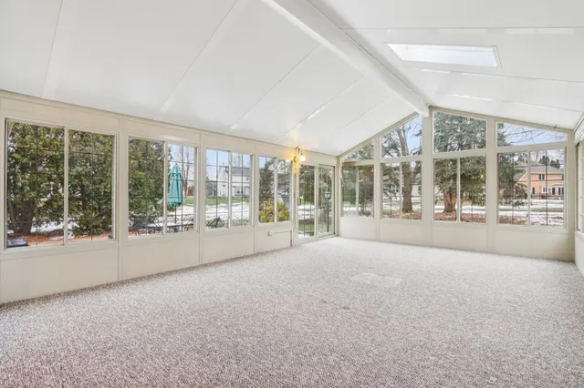 $619,900 | W199S8618 Woods Road, Muskego, WI 53150