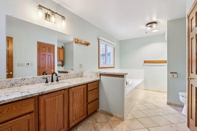 $619,900 | W199S8618 Woods Road, Muskego, WI 53150