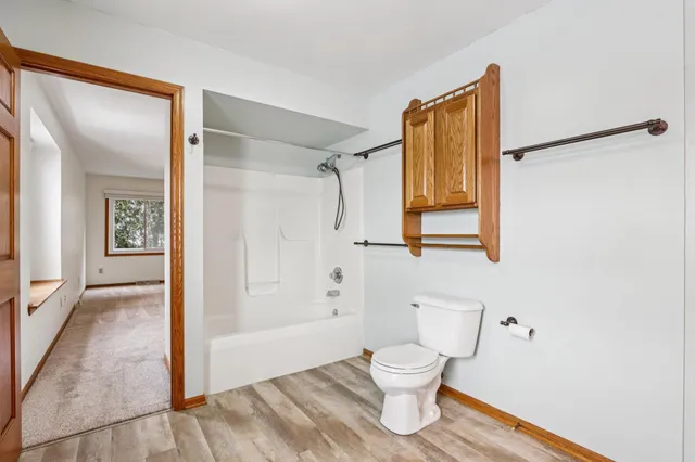 $619,900 | W199S8618 Woods Road, Muskego, WI 53150