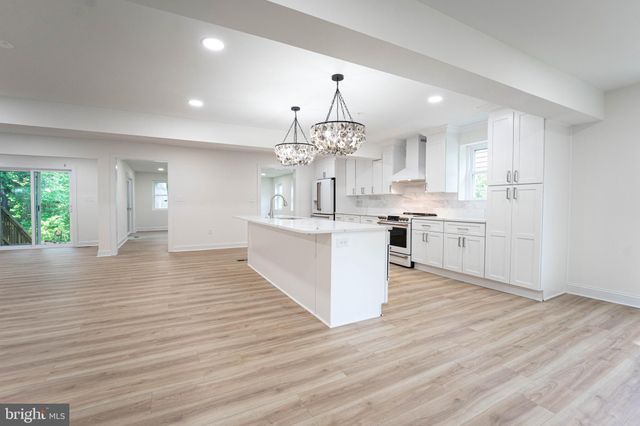 $855,000 | 311 Dewey Drive, Annapolis, MD 21401