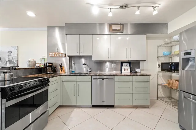 $3,200 | 3385 Coastal Highway, Unit 10, St. Augustine, FL 32084