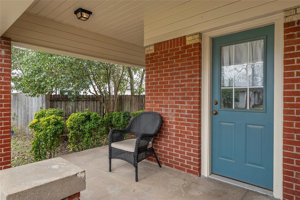 628 North 33rd Street Waco, TX 76710 - Photo 2 of 35 a view of a backyard with furniture and outdoor space