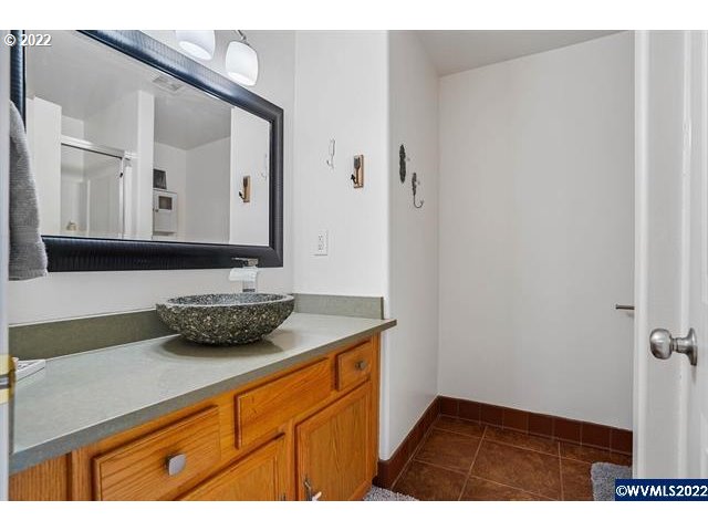 27654 Fern Ridge Road Sweet Home, OR 97386 - Photo 15 of 31 Gallery Image 15