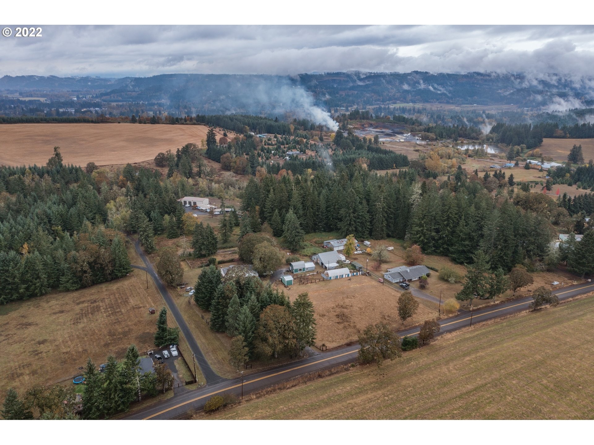 27654 Fern Ridge Road Sweet Home, OR 97386 - Photo 2 of 31 Gallery Image 2
