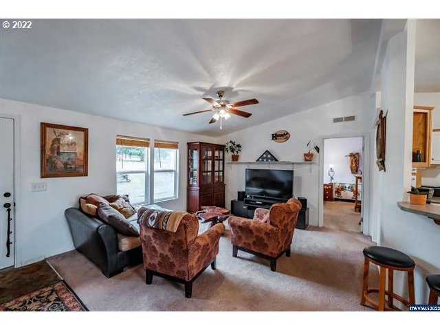 27654 Fern Ridge Road Sweet Home, OR 97386 - Photo 6 of 31 Gallery Image 6