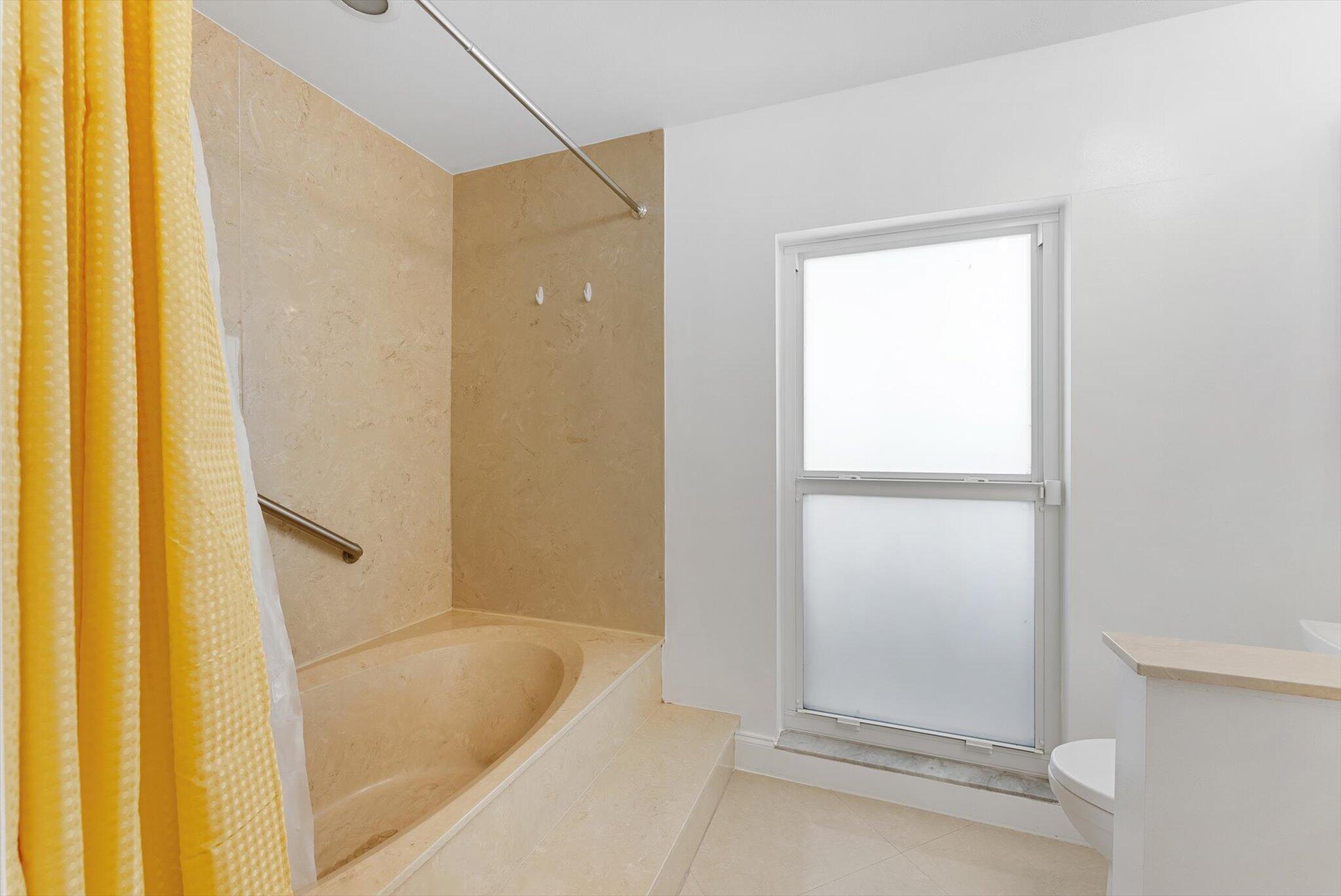 10167 Camelback Lane Boca Raton, FL 33498 - Photo 18 of 55 Primary Bath