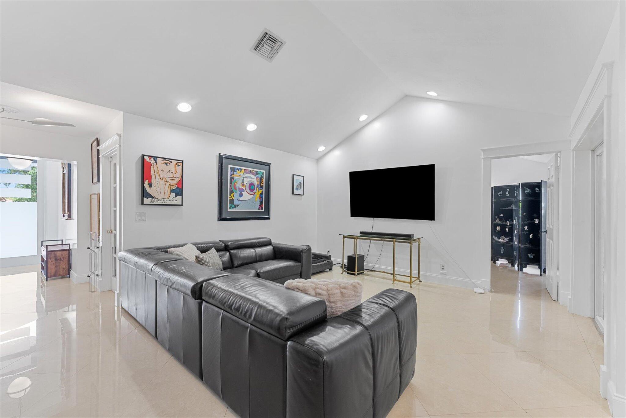 10167 Camelback Lane Boca Raton, FL 33498 - Photo 10 of 55 Family Room