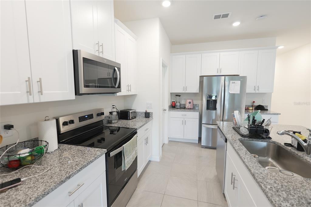 4417 Small Creek Road Kissimmee, FL 34744 - Photo 8 of 36 Gallery Image 8