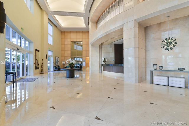 $560,000 | 19400 Turnberry Way, Unit 1611, Aventura, FL 33180