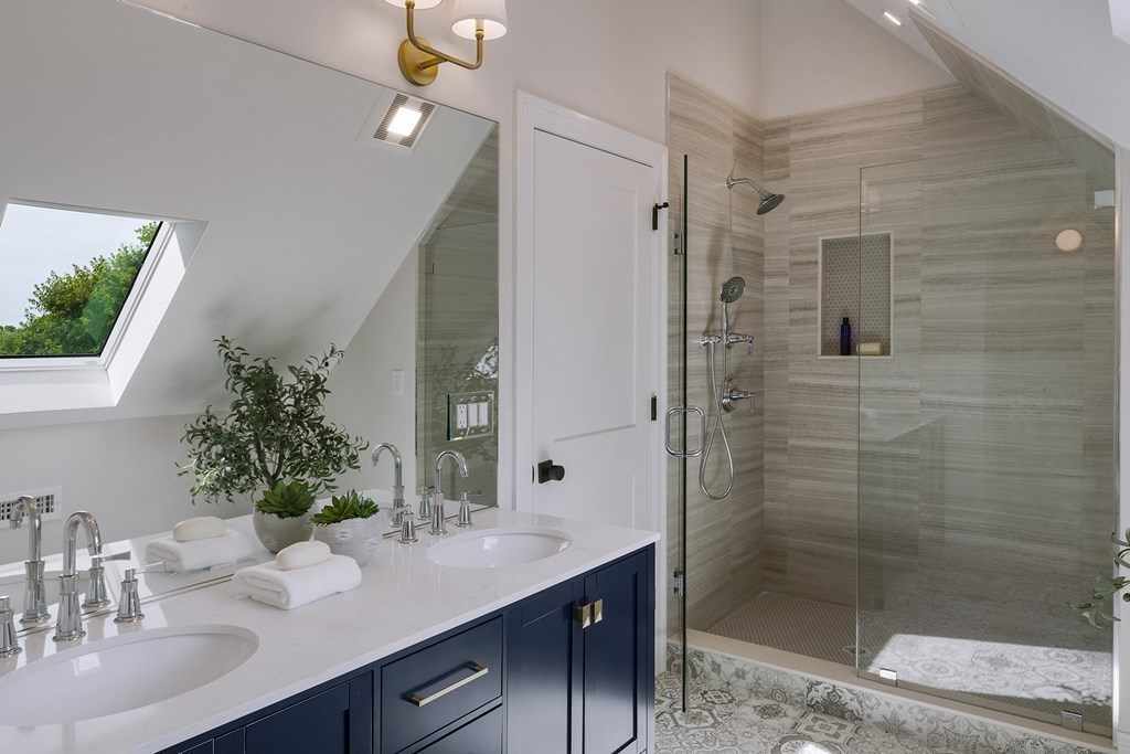 23 Russell Terrace, Unit 2 Arlington, MA 02474 - Photo 23 of 31