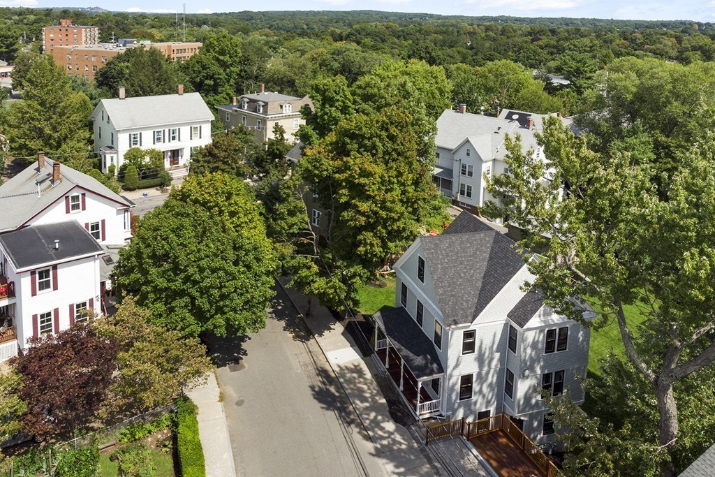 23 Russell Terrace, Unit 2 Arlington, MA 02474 - Photo 28 of 31