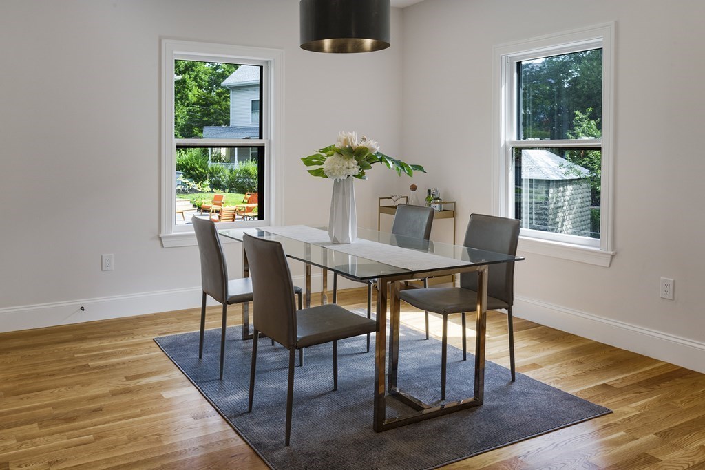 23 Russell Terrace, Unit 2 Arlington, MA 02474 - Photo 6 of 31