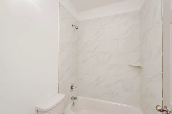 $1,260 | 3241 Carlotta Street, Unit B, Baton Rouge, LA 70802
