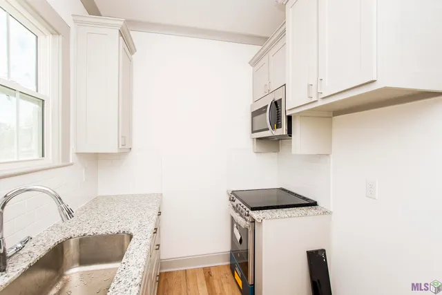 $1,285 | 3241 Carlotta Street, Unit B, Baton Rouge, LA 70802