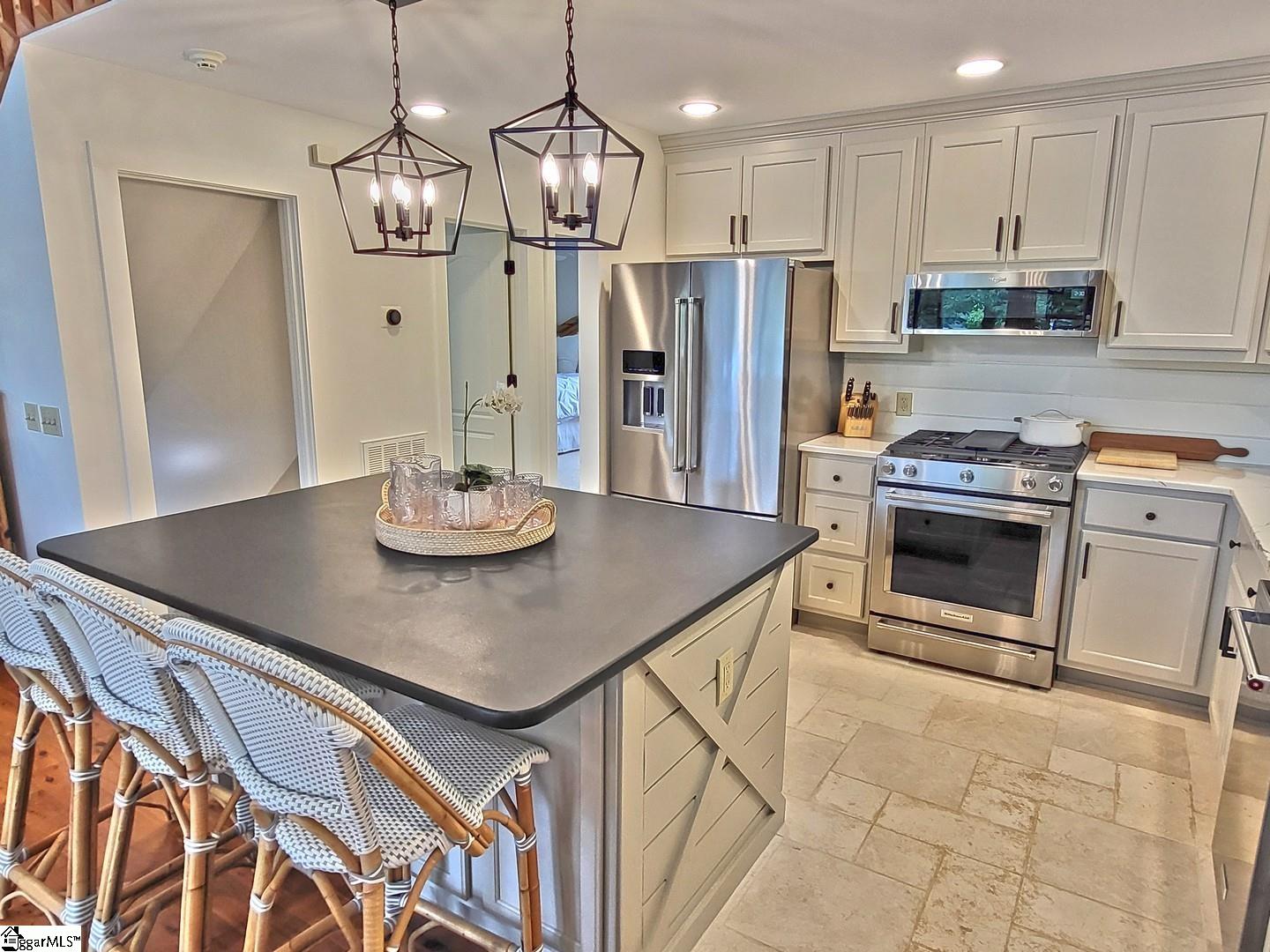 108 Carolina Cove Road Seneca, SC 29672 - Photo 23 of 50