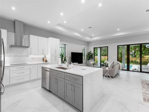 $8,500 | 1484 Southwest 32nd Street, Fort Lauderdale, FL 33315