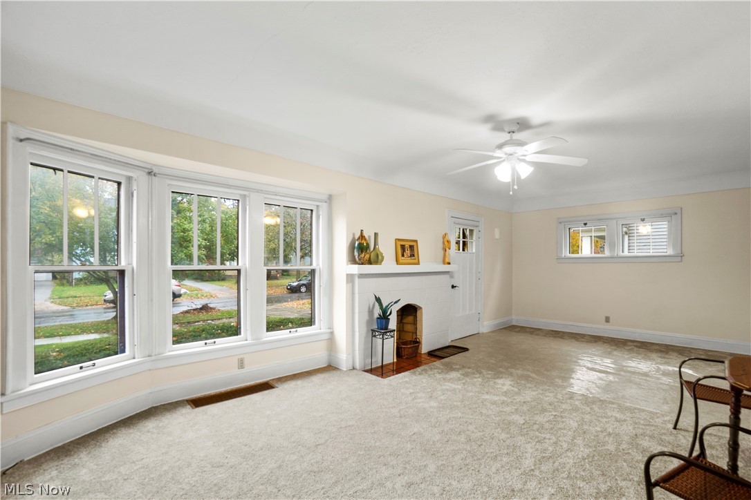 906 Cambridge Road Cleveland Heights, OH 44121 - Photo 3 of 23