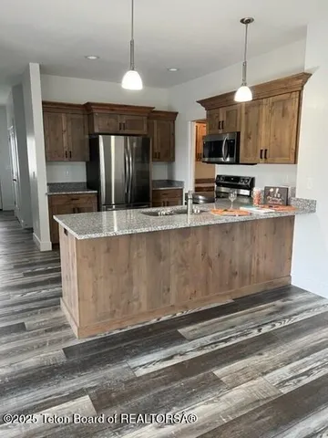 $519,000 | 275 River Circle, Unit 2, Alpine, WY 83128