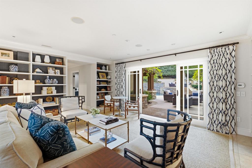 15808 Via Del Alba Rancho Santa Fe, CA 92067 - Photo 9 of 15 Gallery Image 9